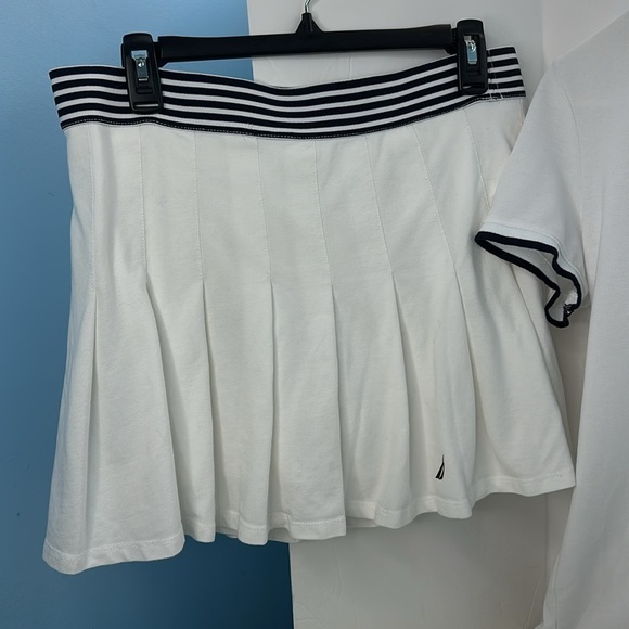 Nautica Polo top and pleated tennis Skirt set - Picture 6 of 14